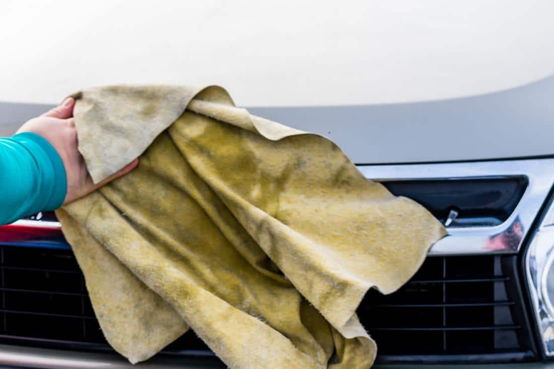 car drying with chamois