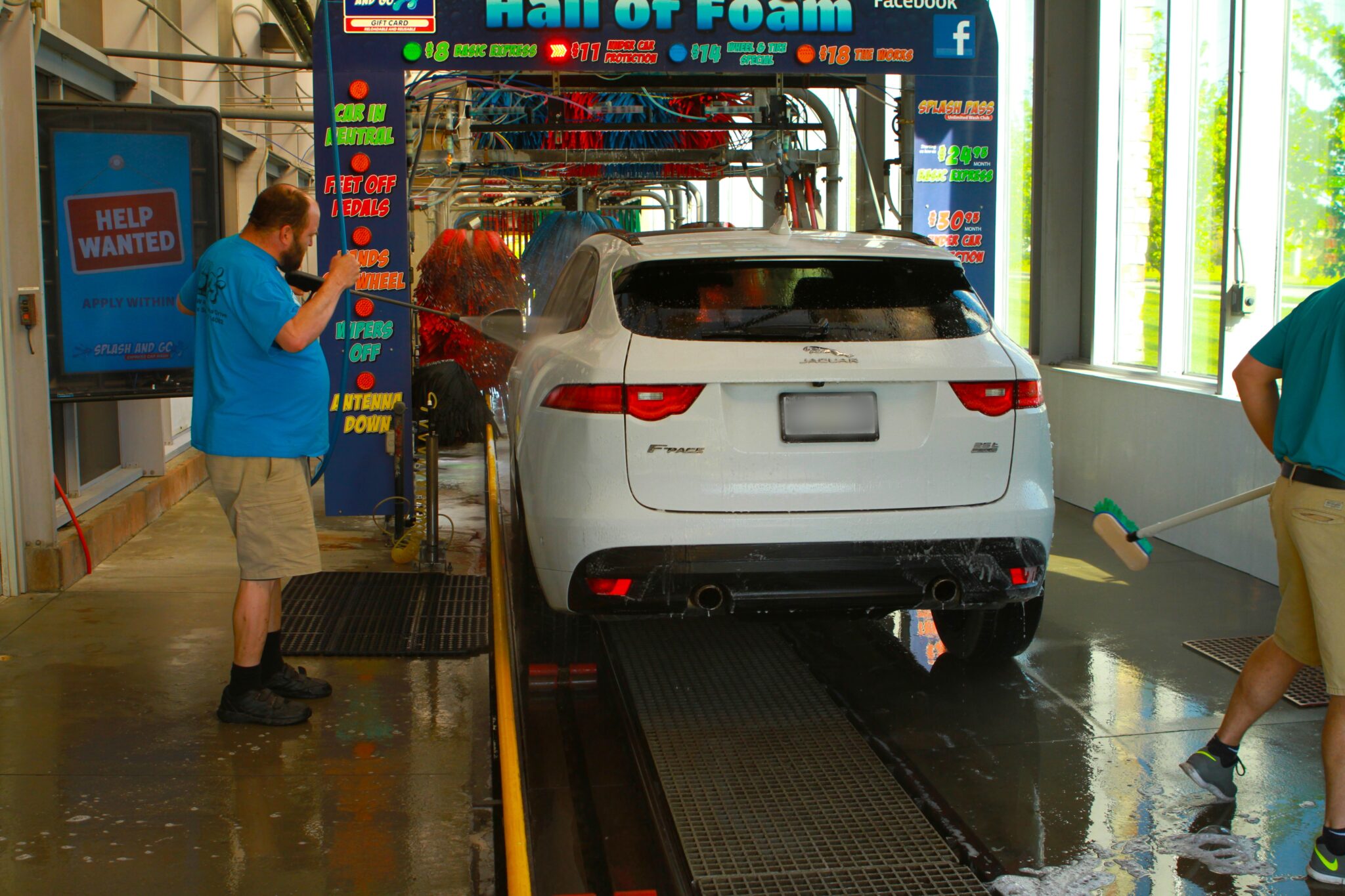 automatic car wash tunnel