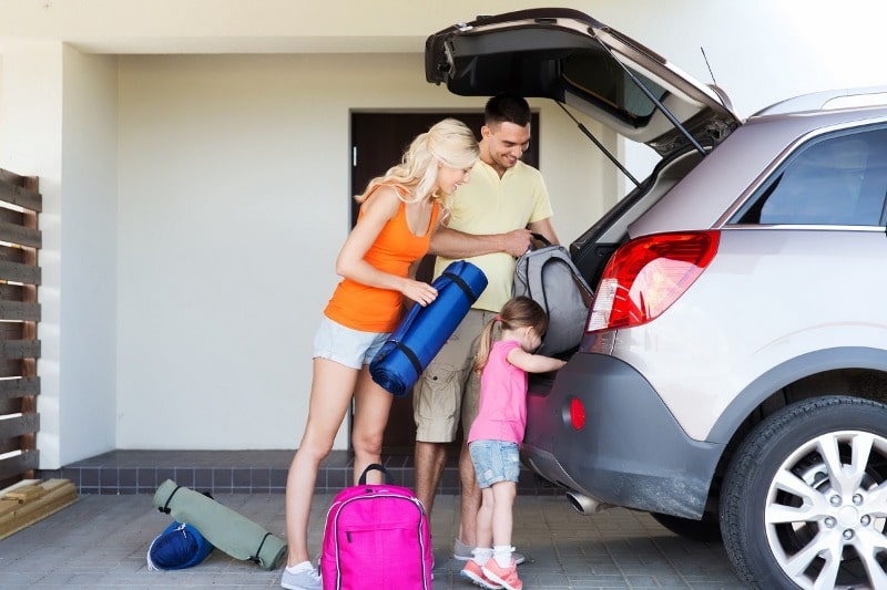 packing an emergency kit for the car