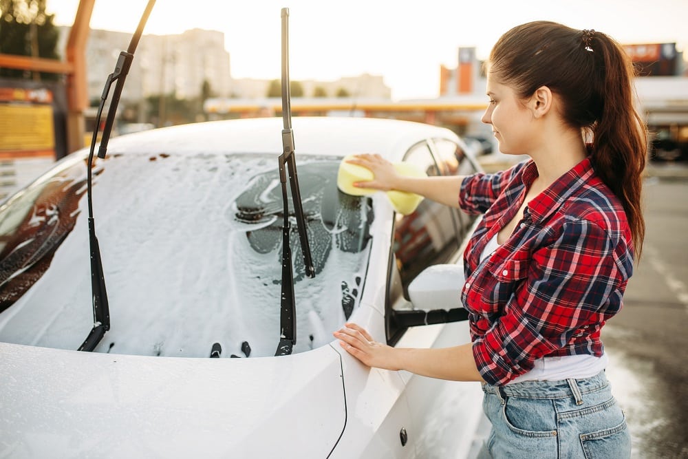 How To Clean Car Windows Like A Pro - Splash and Go Express Car Wash