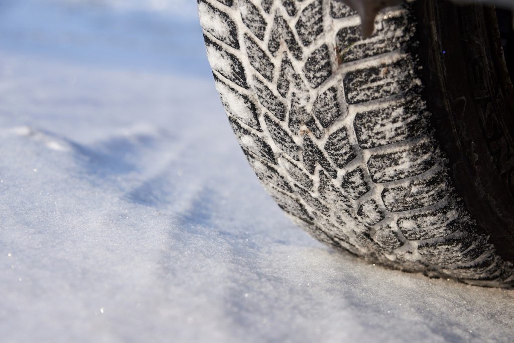 tires washing your car in the winter